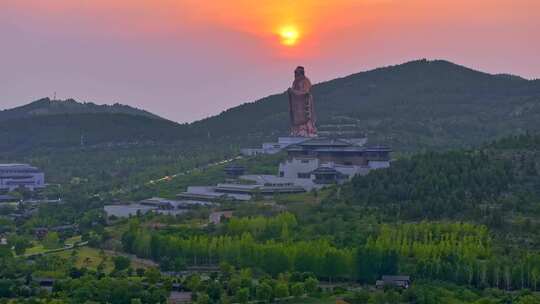 尼山孔子雕像