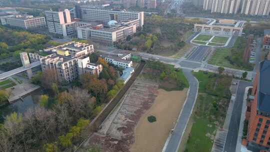 杭州浙江大学紫金港校区校门风景视频素材