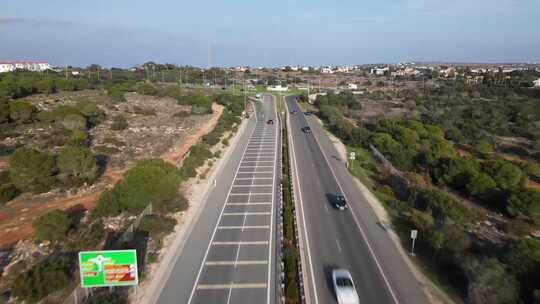 道路及回旋处鸟瞰图