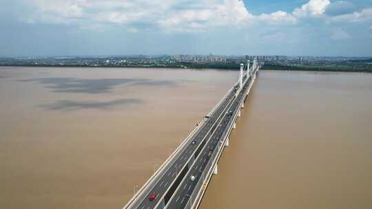 杭州钱塘江江东大桥车辆车流风景航拍