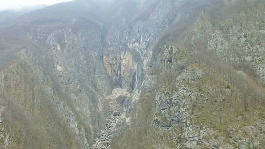 航拍荒山峡谷视频素材模板下载