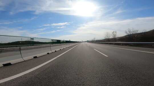 公路 车辆 行驶 移动 道路 自然风景