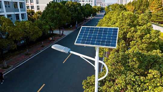 太阳能路灯 新能源循环 绿色能源