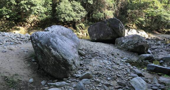 山涧岩石溪流 浙东小九寨