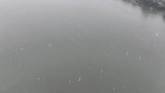 航拍西湖大雪