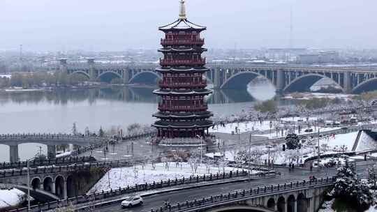 航拍洛阳朱樱塔雪景