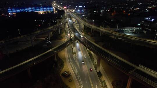 青岛市城阳区黑龙江路立交桥车流夜间航拍视频素材模板下载