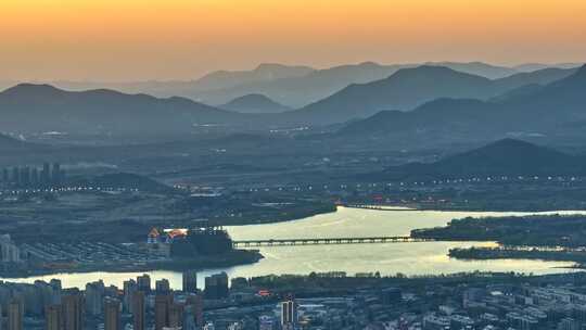 泰山日出日落夕阳