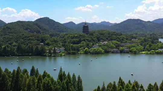 杭州西湖景区雷峰塔游船航拍