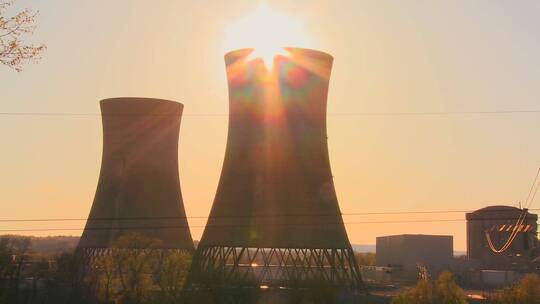 三里岛核电站的延时摄影