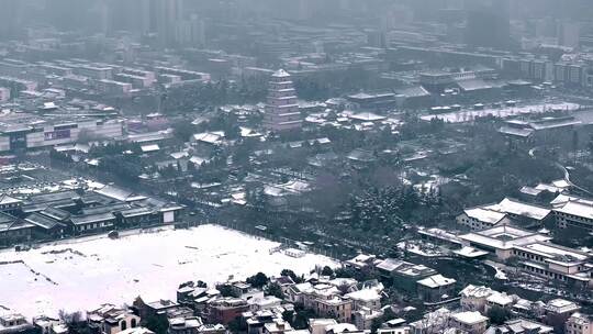 西安大雁塔雪景