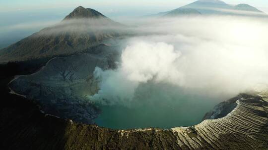 航拍印度尼西火山