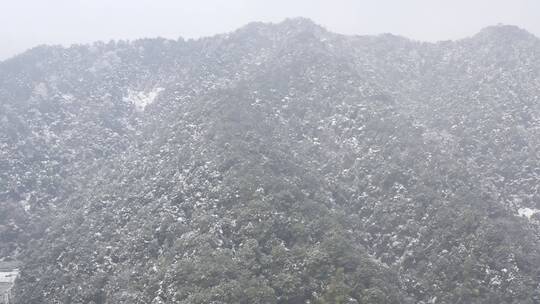 杭州灵隐雪下雪航拍