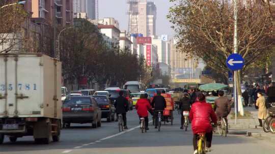 城市车流人流车辆延时