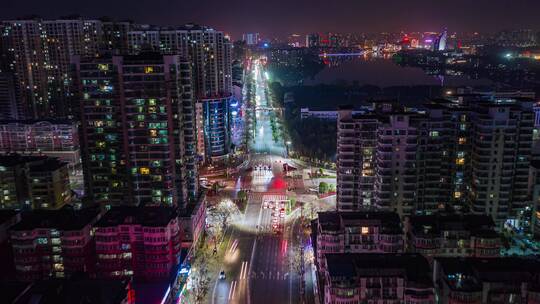 航拍鄂州夜景路口车流延时