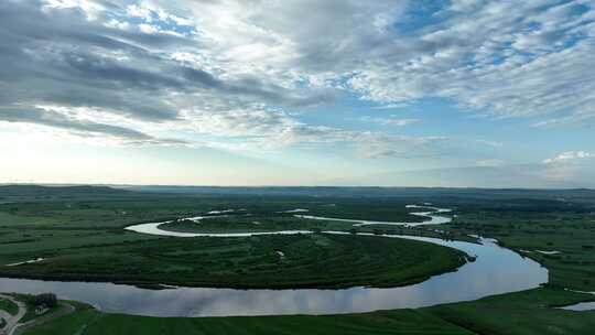 航拍夏季海拉尔河湿地风景