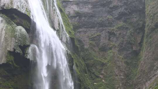 C湖南花垣县山泉泄水高清特写视频