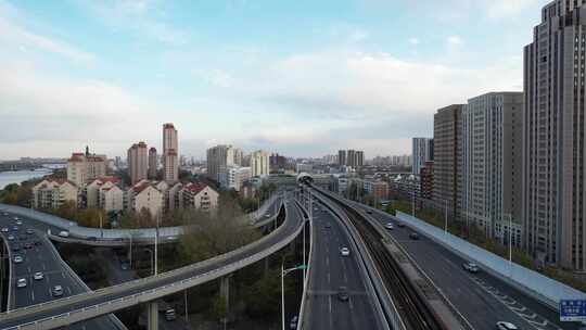 天津海河复兴门地铁站海津大桥城市交通风光