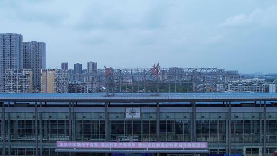 成都火车站右侧横移