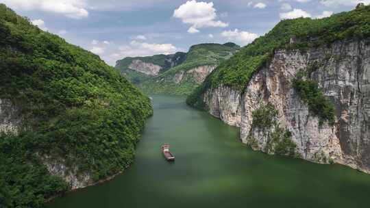 贵州毕节乌江渡水库峡谷自然风光航拍