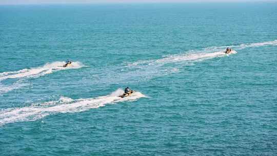 海岛大海海面水上快艇