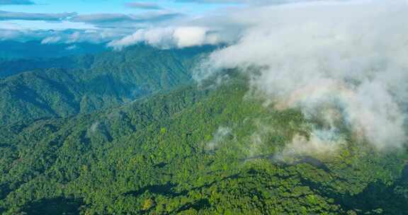 5K航拍广东南岭山脉大山高山山峰山脊岭南