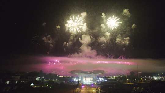 湖南省浏阳花炮节天空剧院焰火表演航拍