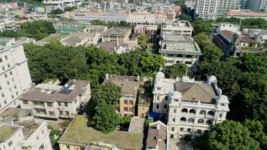 中国广州沙面岛，沿岛河畔空中，现代城市一