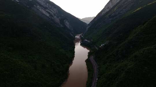 贵州赤水河谷旅游公路G212美酒河航拍