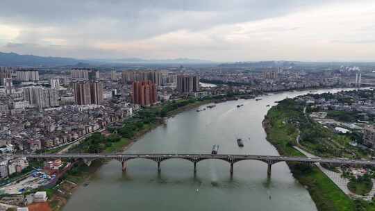 广西贵港郁江跨江桥梁交通航拍