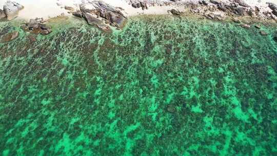 海南三亚海棠湾蜈支洲岛旅游区航拍大海