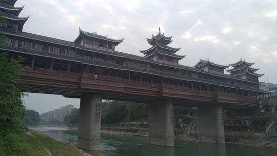 漂亮景区景点湖北省恩施州城风雨桥