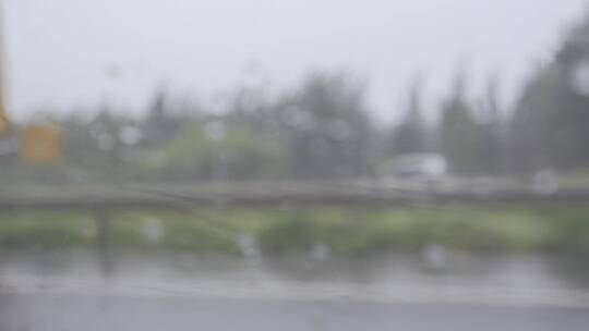 雨天开车视频素材模板下载