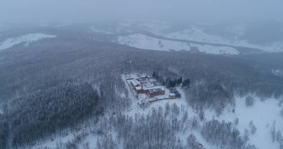 航拍大兴安岭冬季雪色山林