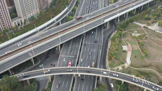 天津城市街道立交高架交通行驶路况