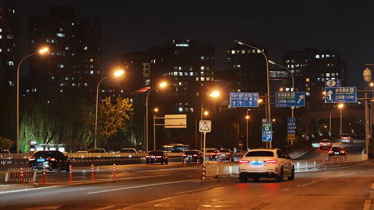 城市夜景街道  夜景车流