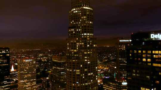 城市航拍联邦银行大厦加州洛杉矶摩天大楼灯