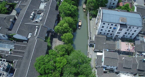 城市航拍 苏州水道远景 垂直 摇