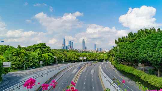 南宁城市高楼大厦道路交通车流延时