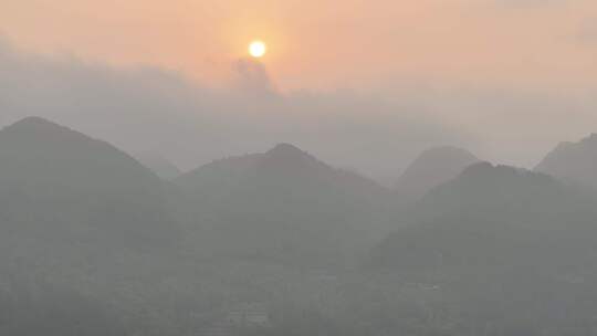 贵州丹寨万亩杜娟花海