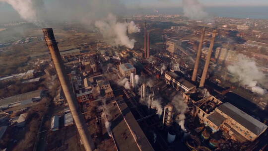 大型化工厂烟囱废弃环境污染实拍视频素材