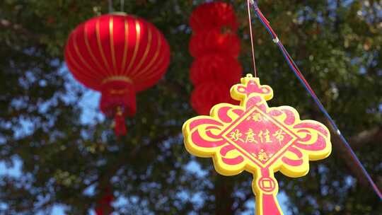 传统文化春节年味新素材实拍过街道气氛围