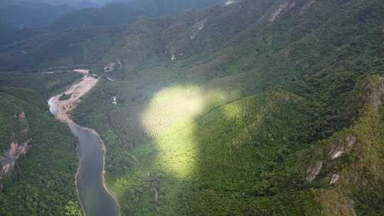 海南中部山区海南地貌