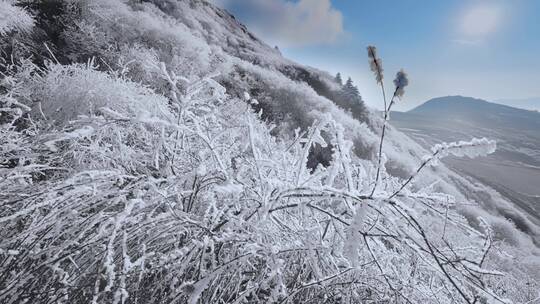 雪景晚霞