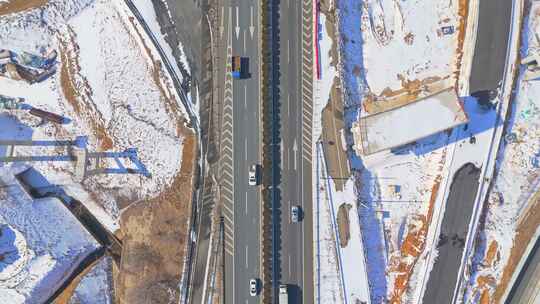 航拍冬季雪后城市立交桥城市风景视频素材