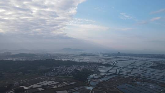 沿海乡村的清晨