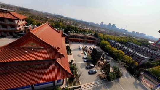 穿越机航拍扬州高旻寺鸽子群寺庙建筑视频素材模板下载