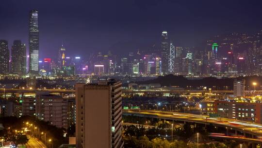 香港城市夜景天际线及天桥