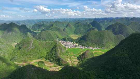 乡村群山稻田航拍