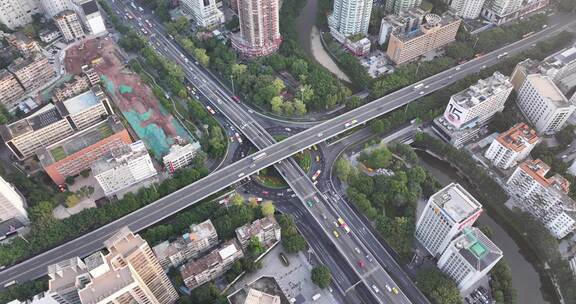 俯拍广州珠新城道路交通